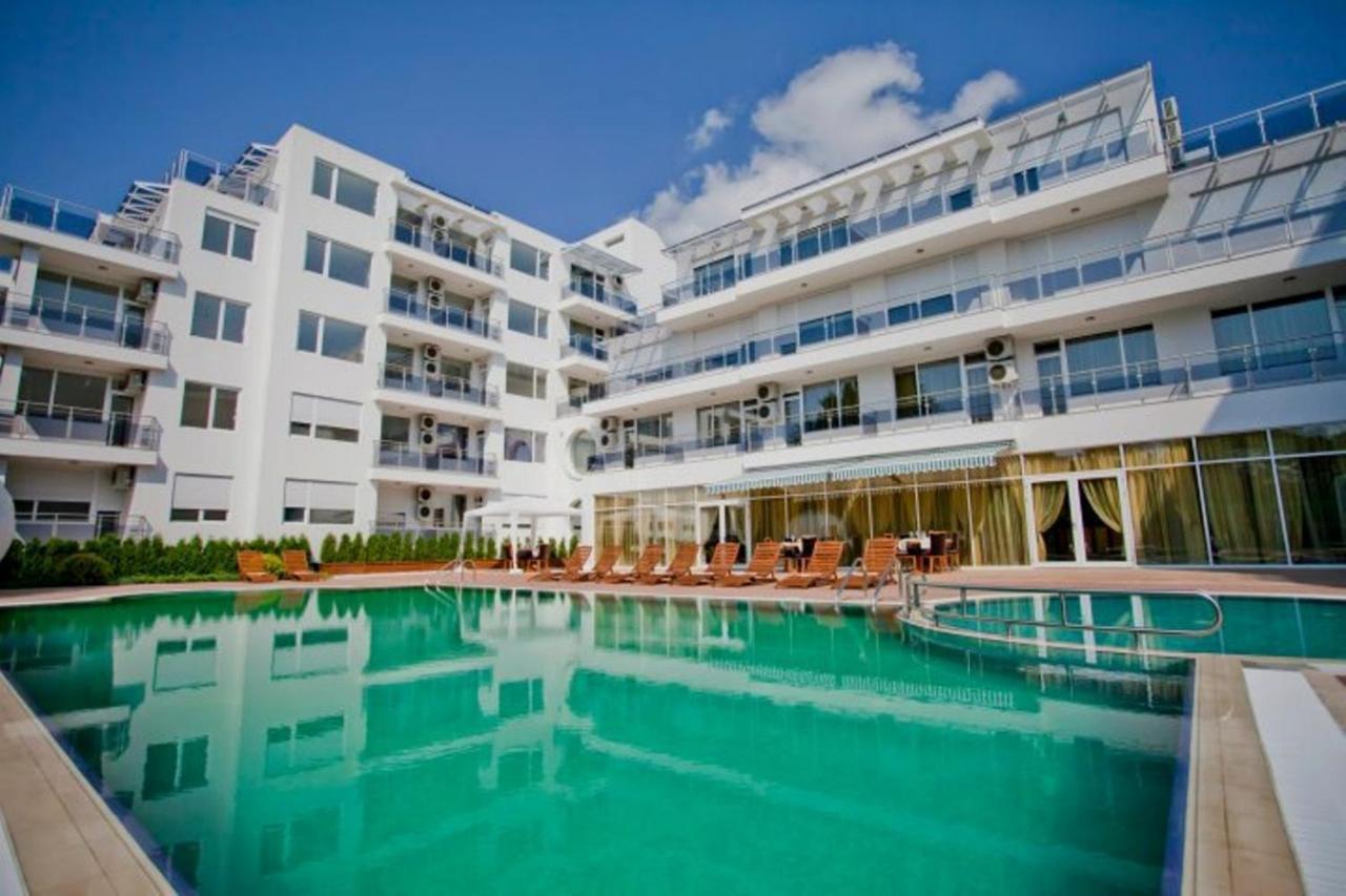 Hotel Incognito Pomorie Exteriör bild